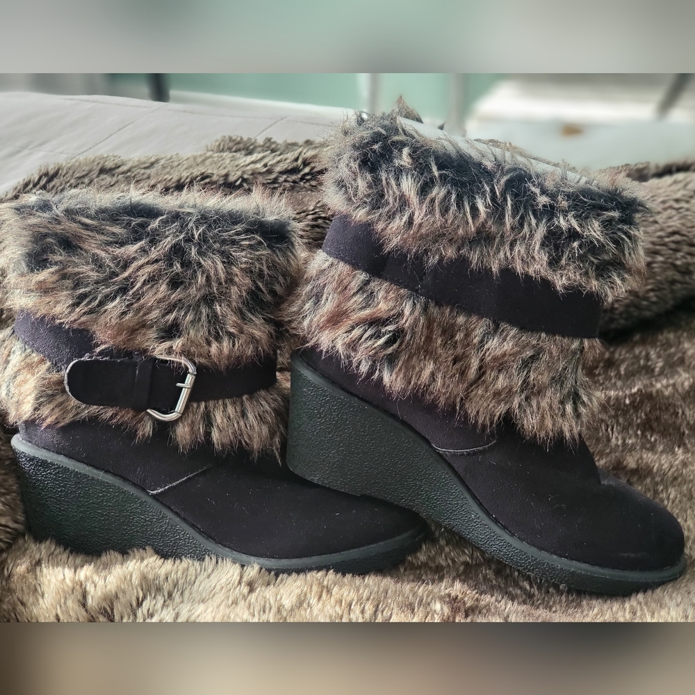 Union Bay Faux Fur Trim Wedge Ankle Boots - Black